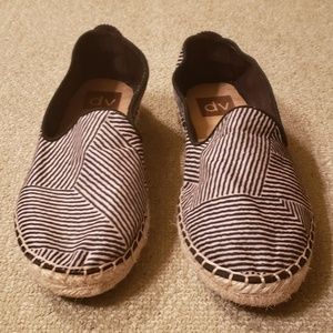 DV by Dolce Vita Espadrille Flats